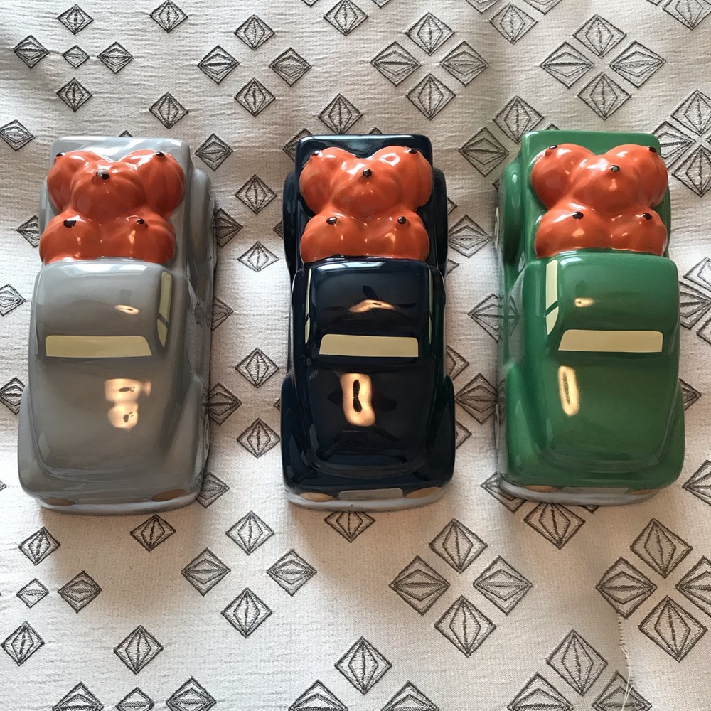Ceramic Pumpkin Trucks